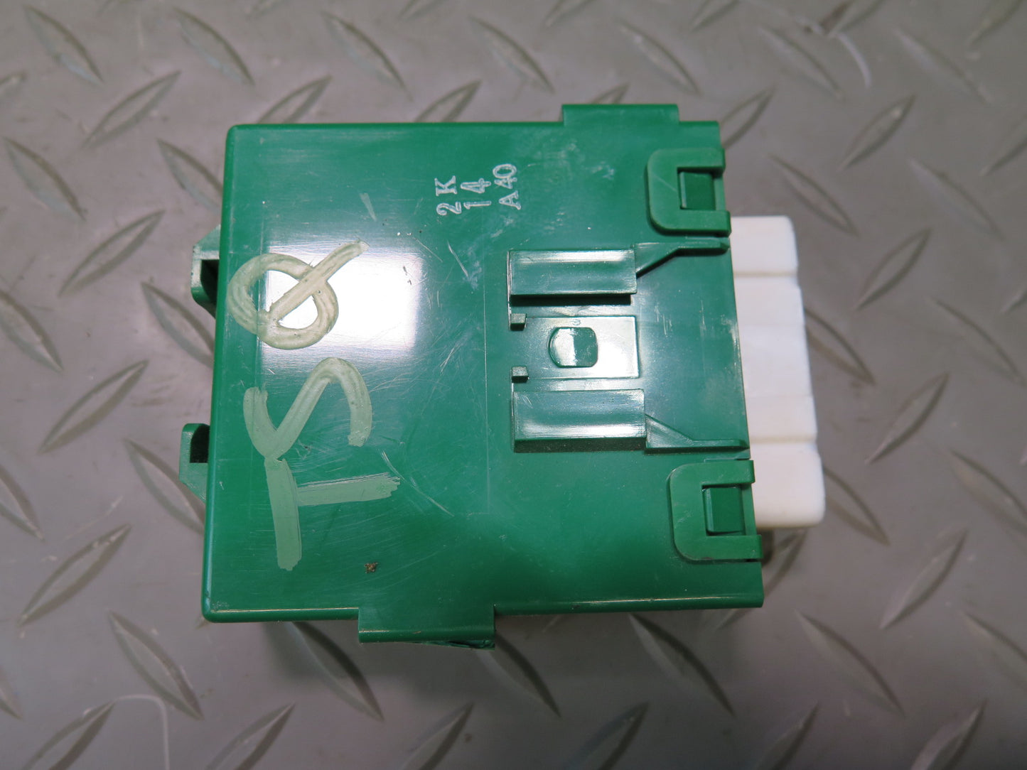 89-92 Toyota Supra MK3 Headlight Retractor Relay Module 85964-14080 OEM