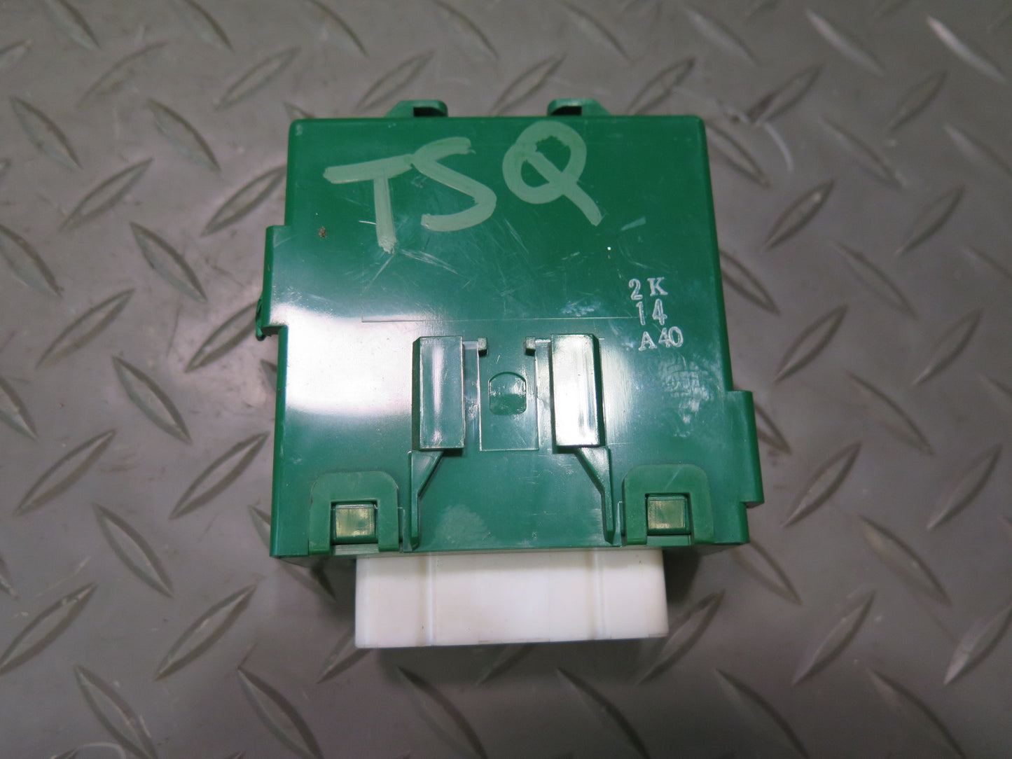 89-92 Toyota Supra MK3 Headlight Retractor Relay Module 85964-14080 OEM