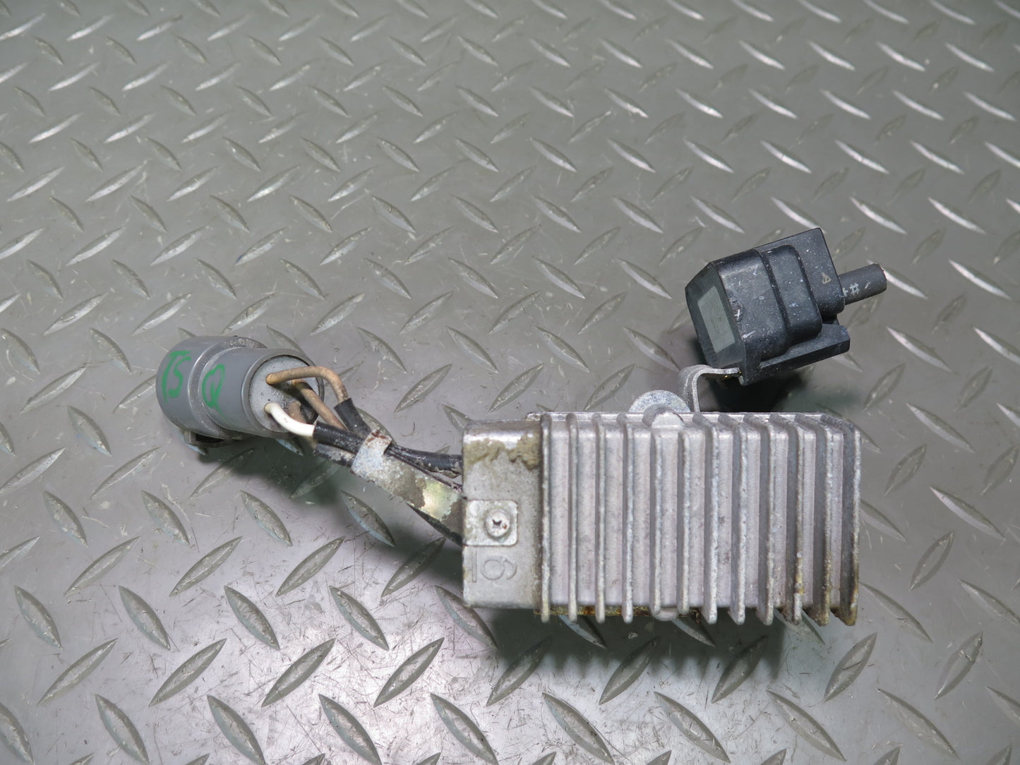 87-91 Toyota Supra MK3 7MGTE Turbo Boost Pressure Sensor w Resistor 59K OEM