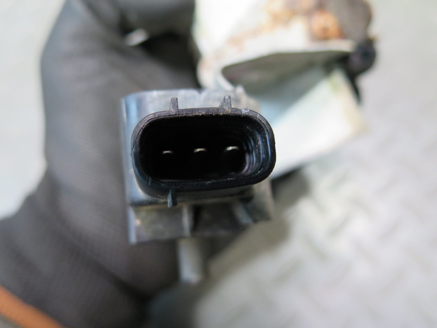 87-91 Toyota Supra MK3 7MGTE Turbo Boost Pressure Sensor w Resistor 59K OEM