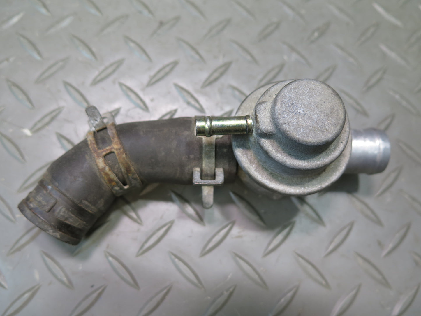 87-92 Toyota Supra MK3 Turbo 7MGTE Air Bypass Valve 17670-42010 OEM