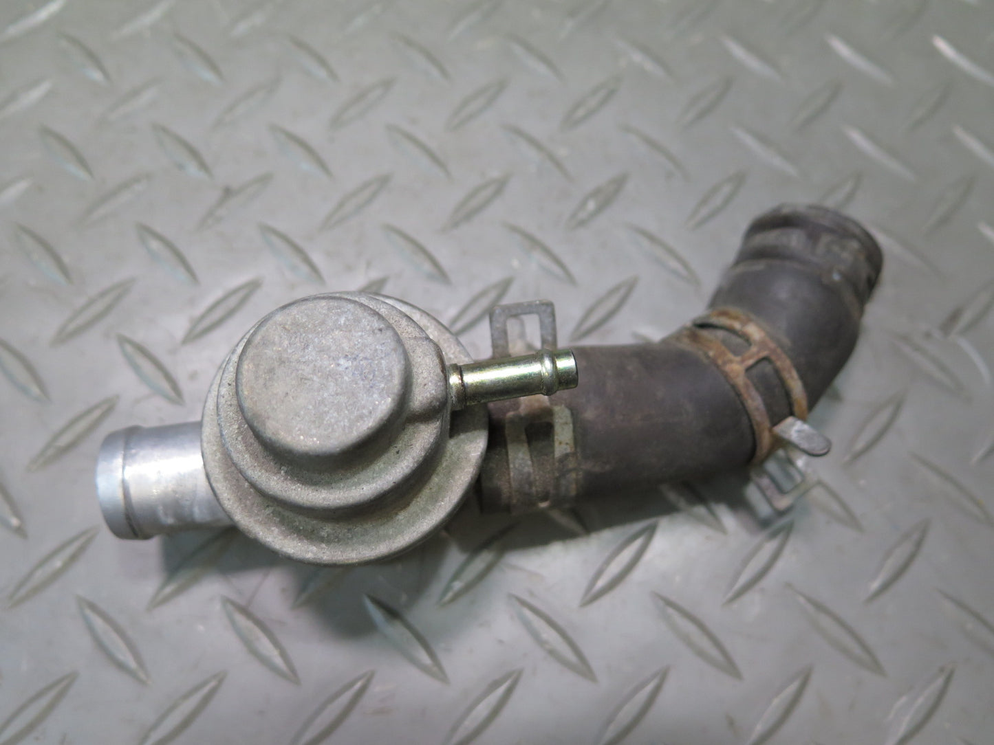 87-92 Toyota Supra MK3 Turbo 7MGTE Air Bypass Valve 17670-42010 OEM