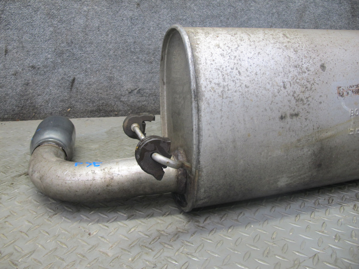 06-09 Pontiac Solstice 2.4L A/T Rear Exhaust Muffler w Tip 20K Miles OEM