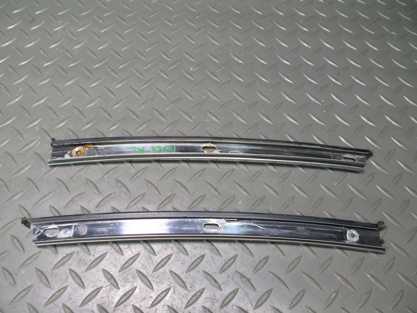 87-92 Toyota Supra MA70L Rear Left & Right Targa TOP Seal Mounting Bracket OEM