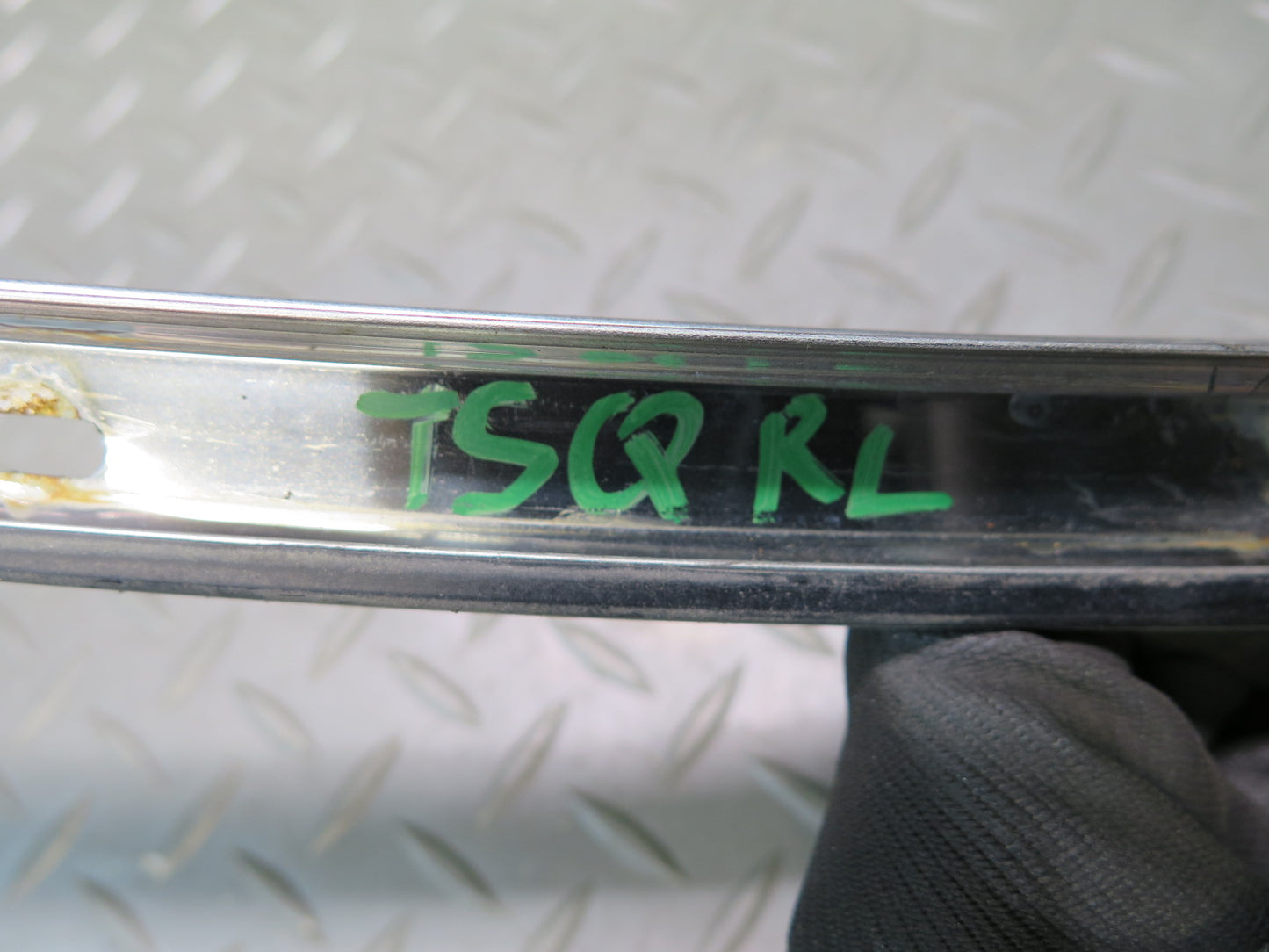 87-92 Toyota Supra MA70L Rear Left & Right Targa TOP Seal Mounting Bracket OEM