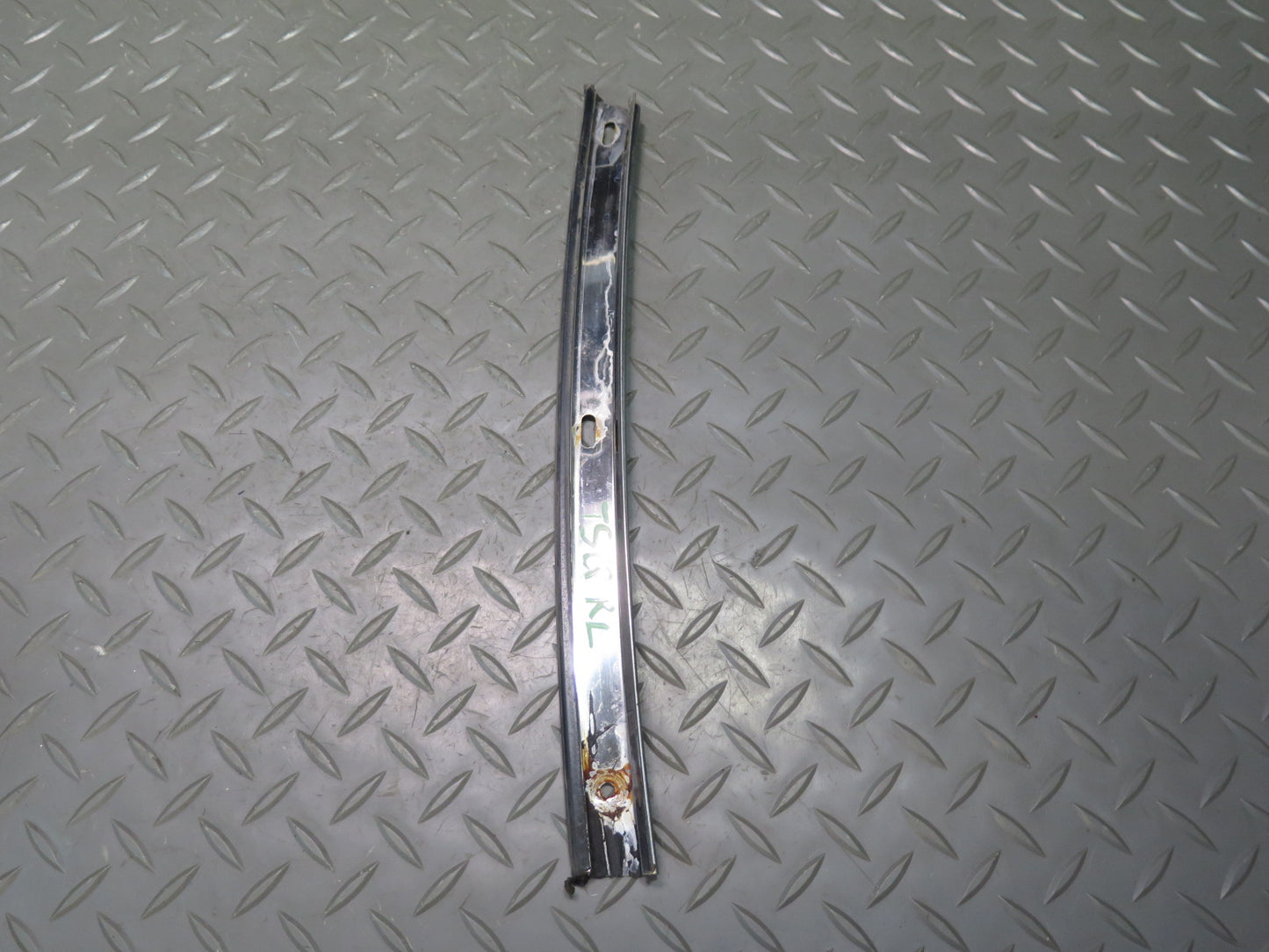 87-92 Toyota Supra MA70L Rear Left & Right Targa TOP Seal Mounting Bracket OEM