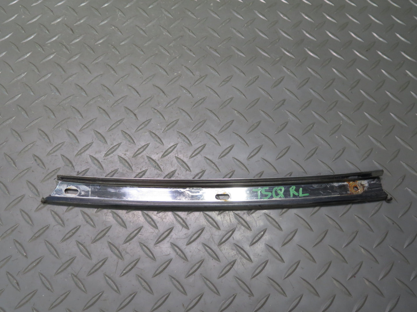 87-92 Toyota Supra MA70L Rear Left & Right Targa TOP Seal Mounting Bracket OEM