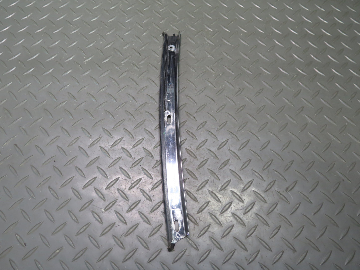 87-92 Toyota Supra MA70L Rear Left & Right Targa TOP Seal Mounting Bracket OEM