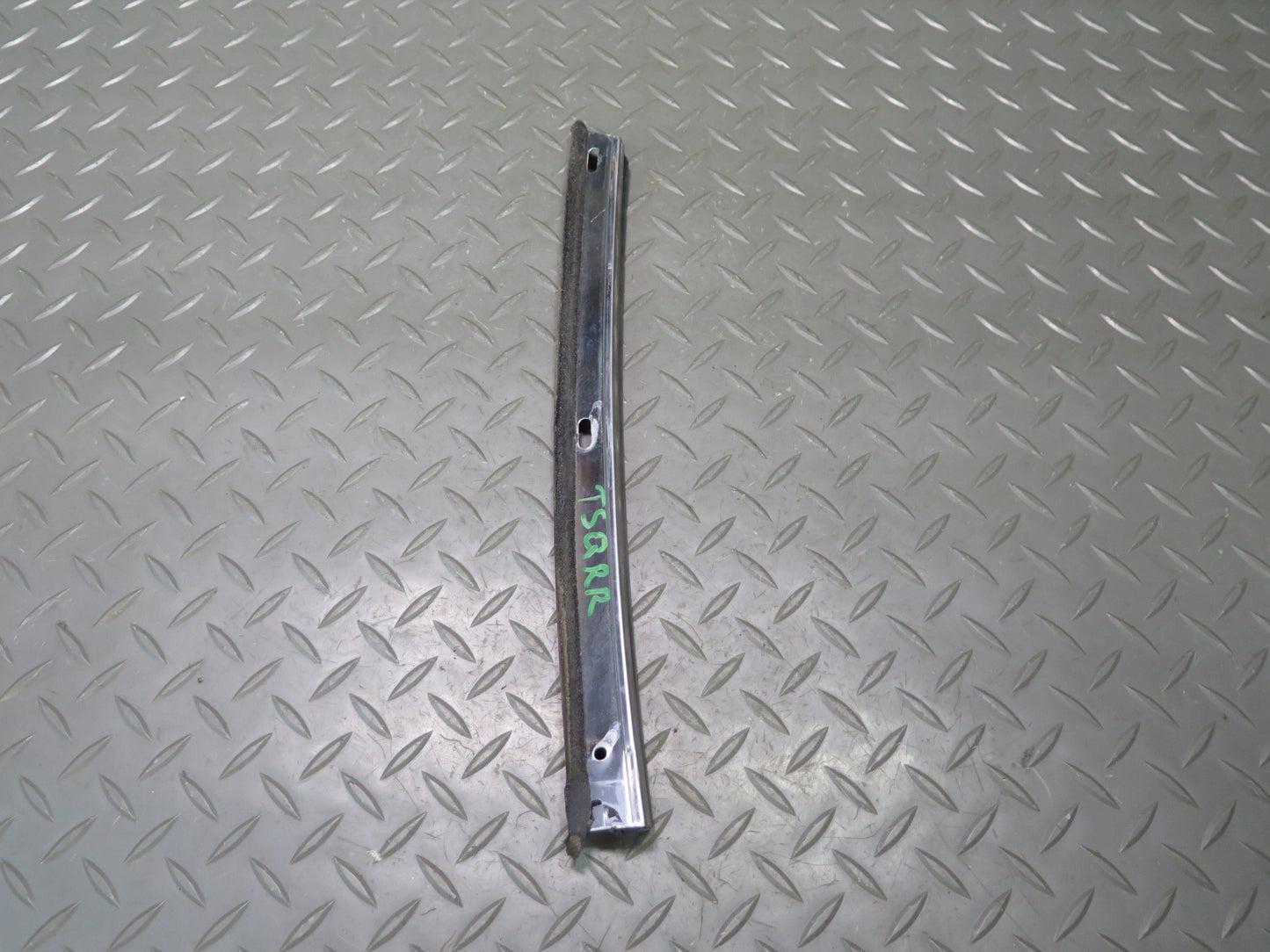 87-92 Toyota Supra MA70L Rear Left & Right Targa TOP Seal Mounting Bracket OEM