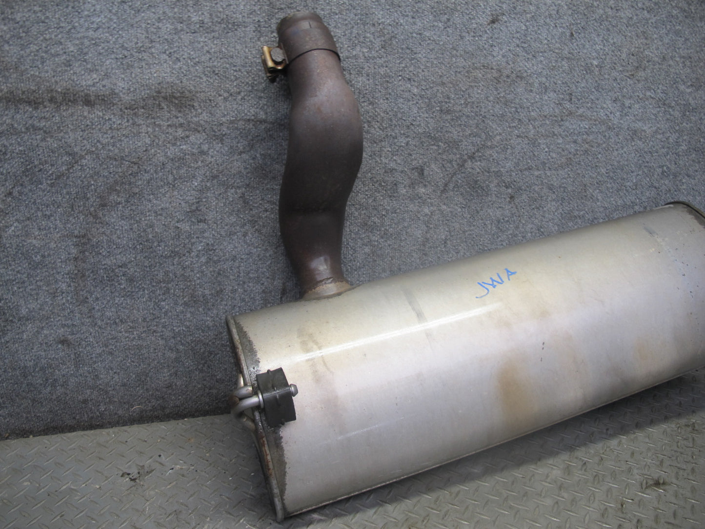 18-21 Jeep Wrangler JL 3.6L Rear Exhaust Muffler 82452283 OEM