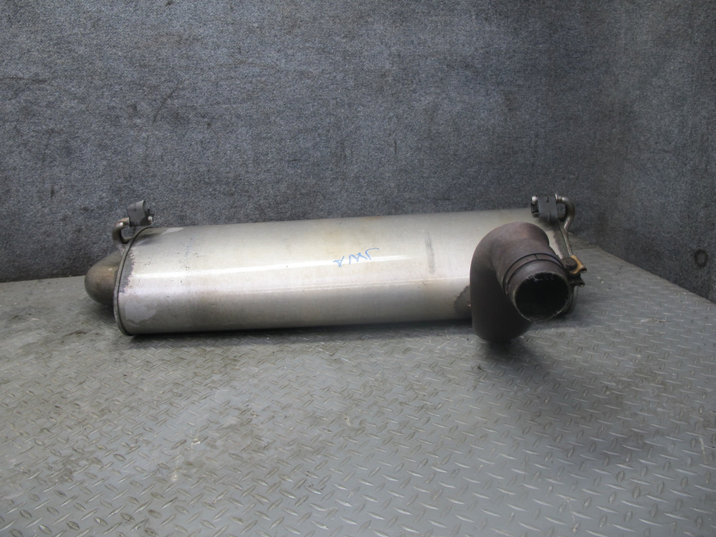 18-21 Jeep Wrangler JL 3.6L Rear Exhaust Muffler 82452283 OEM