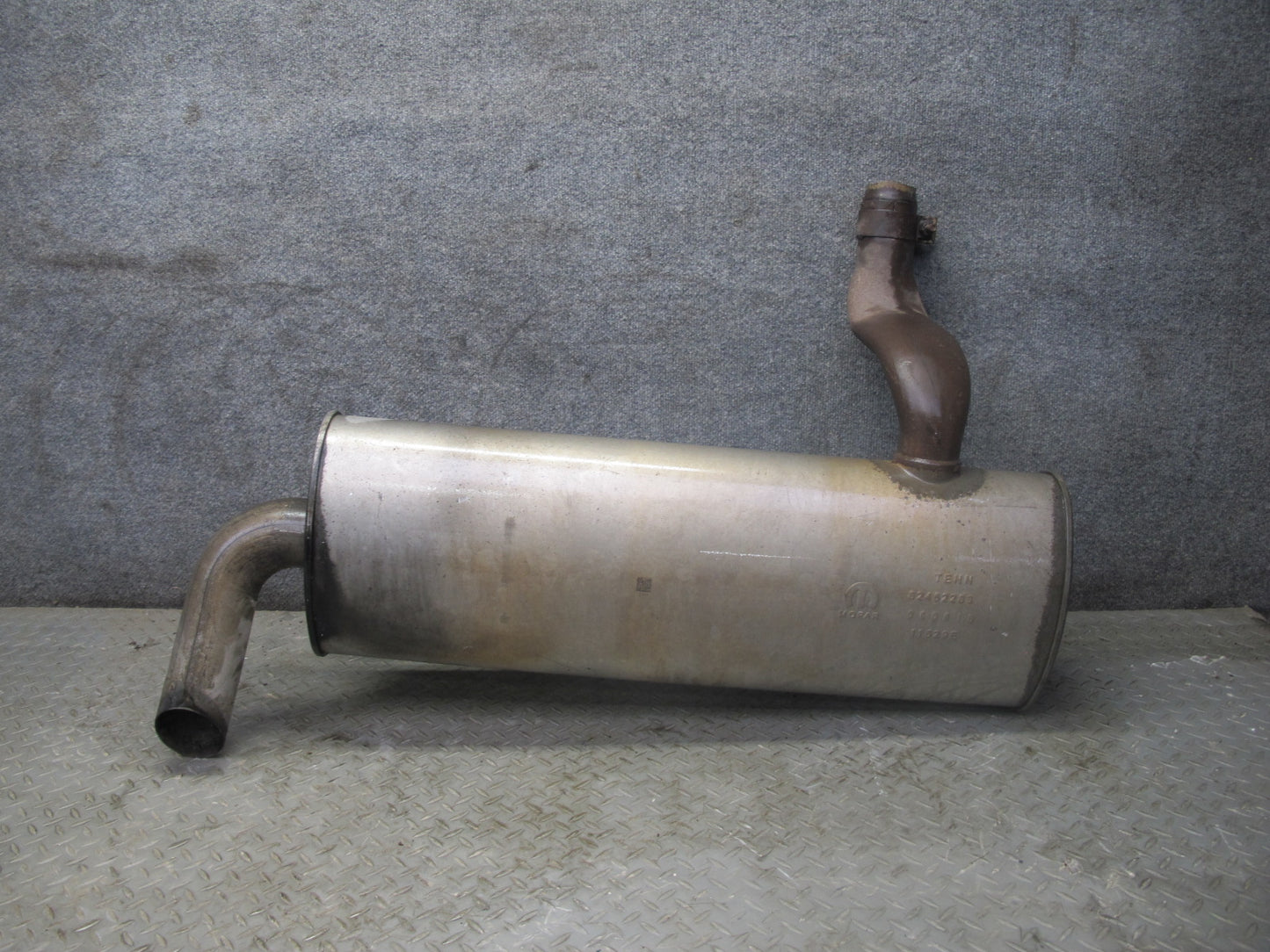 18-21 Jeep Wrangler JL 3.6L Rear Exhaust Muffler 82452283 OEM