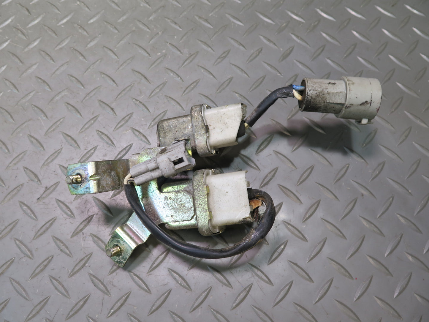 86-92 Toyota Supra MA70L Set of 2 A/C Fan Relay Module w Bracket OEM