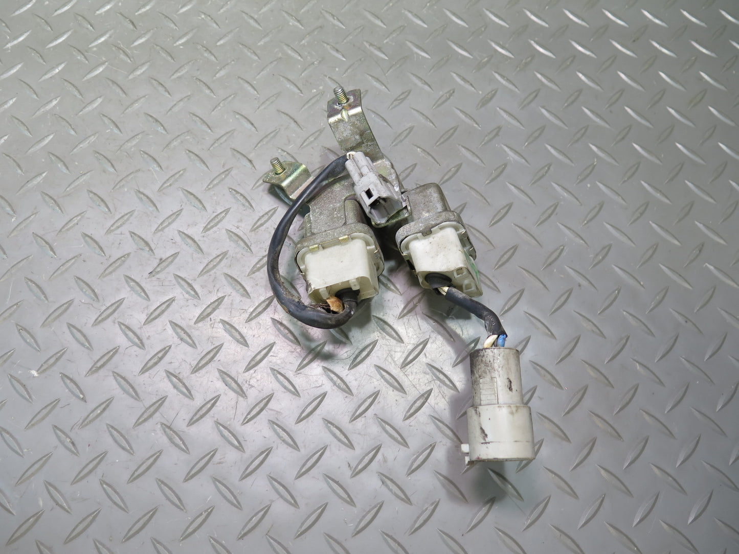 86-92 Toyota Supra MA70L Set of 2 A/C Fan Relay Module w Bracket OEM