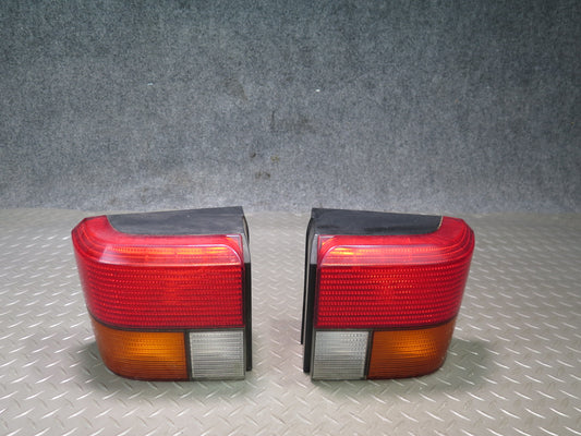 99-03 VW Eurovan T4 Set of 2 Rear Left  & Right Tail Light Lamp OEM