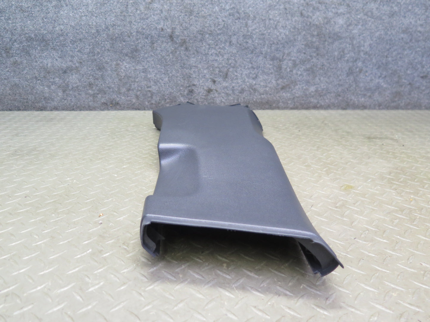 10-14 VW Golf GTI R 4DOOR Left & Right Lower B Pillar Trim Cover Set Black OEM