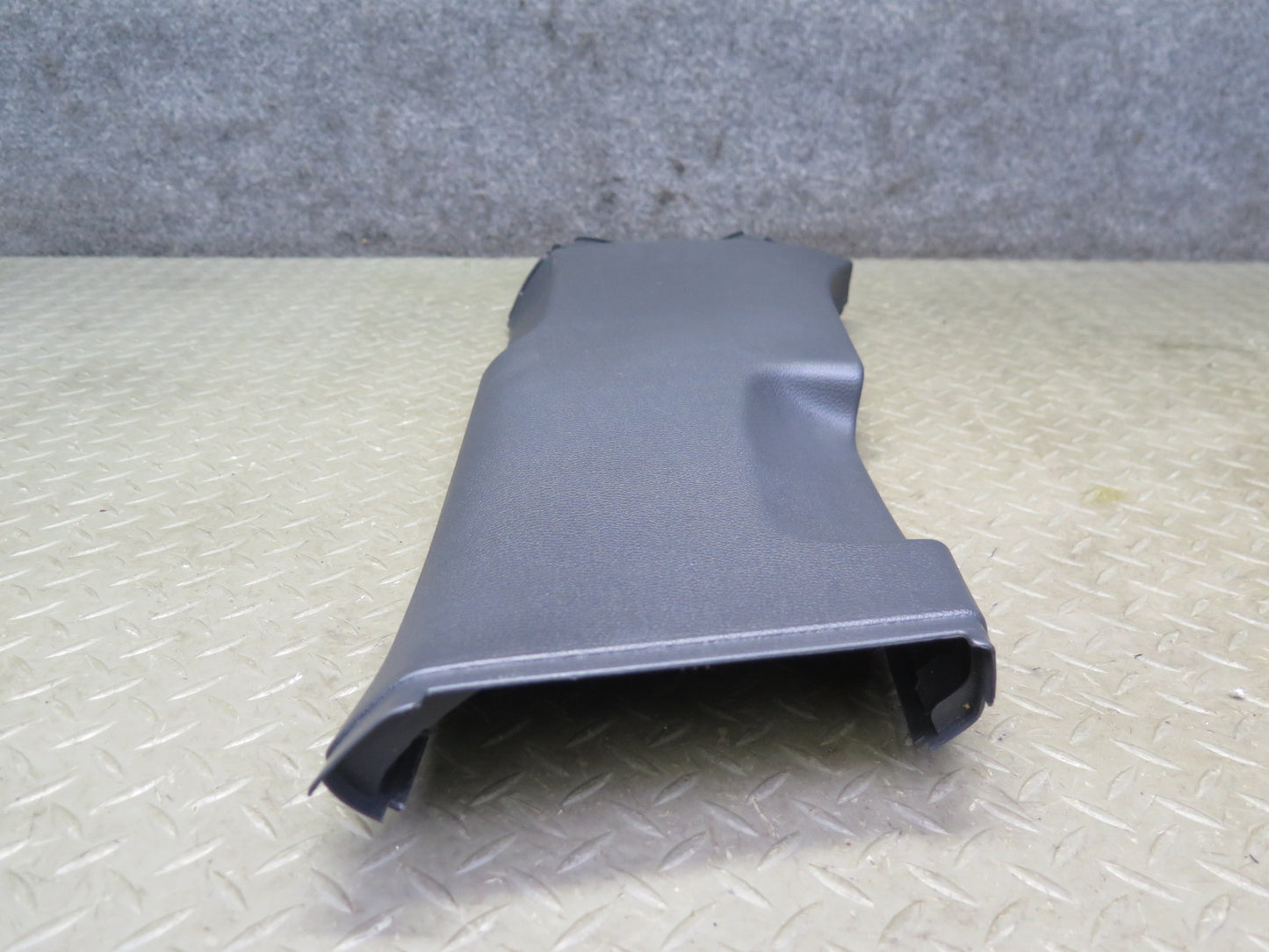 10-14 VW Golf GTI R 4DOOR Left & Right Lower B Pillar Trim Cover Set Black OEM