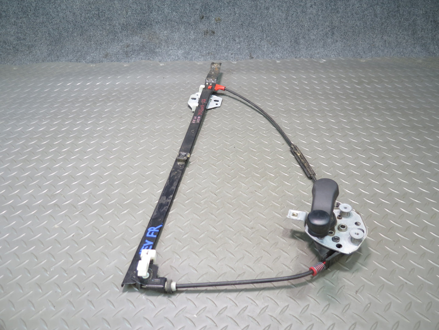 99-03 VW Eurovan T4 Front Right Door Manual Window Regulator w Handle OEM