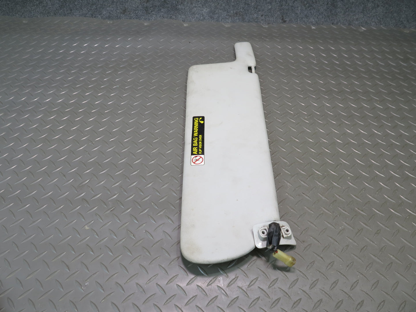 99-03 VW Eurovan T4 Set of 2 Front Left & Right Sun Visor OEM