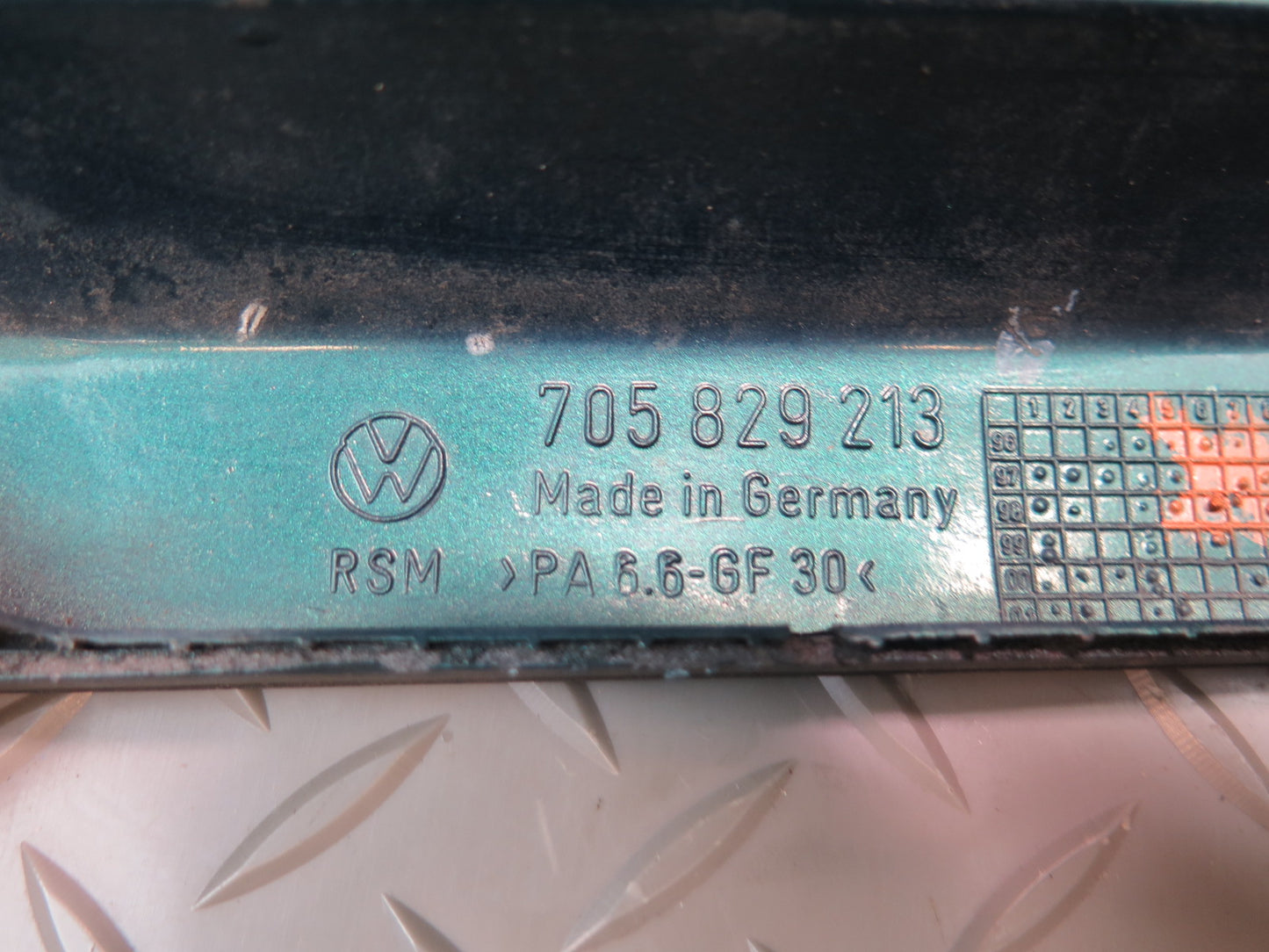 97-03 VW Eurovan T4 Rear Trunk Hatch Tailgate Handle Trim Molding 705829213 OEM