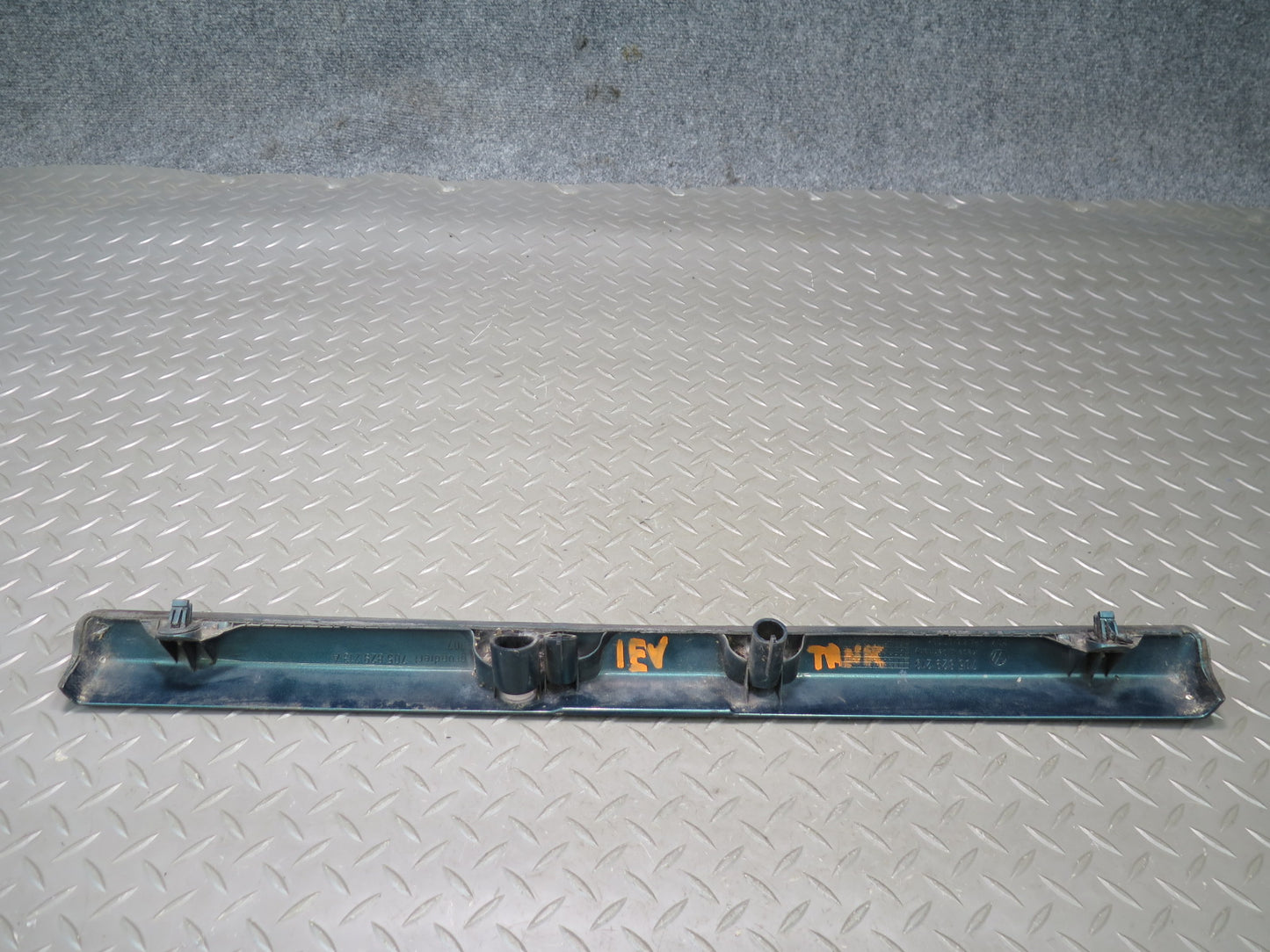 97-03 VW Eurovan T4 Rear Trunk Hatch Tailgate Handle Trim Molding 705829213 OEM