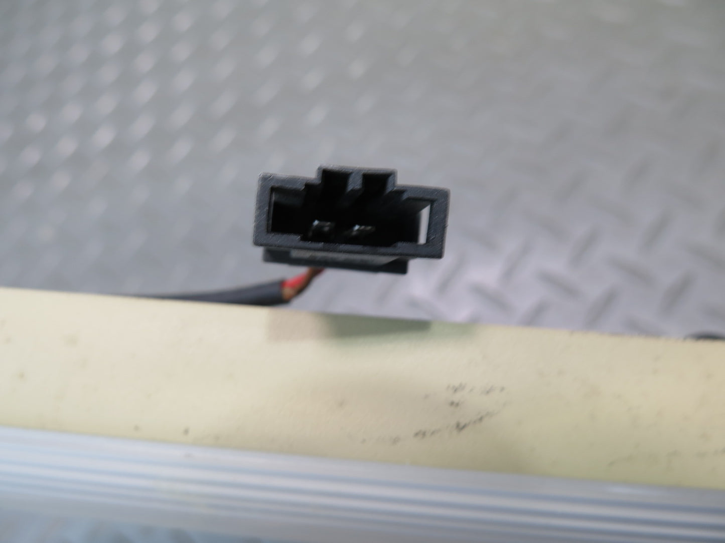 97-03 VW Eurovan T4 Interior Reading Dome Light Lamp 7D0947107A OEM
