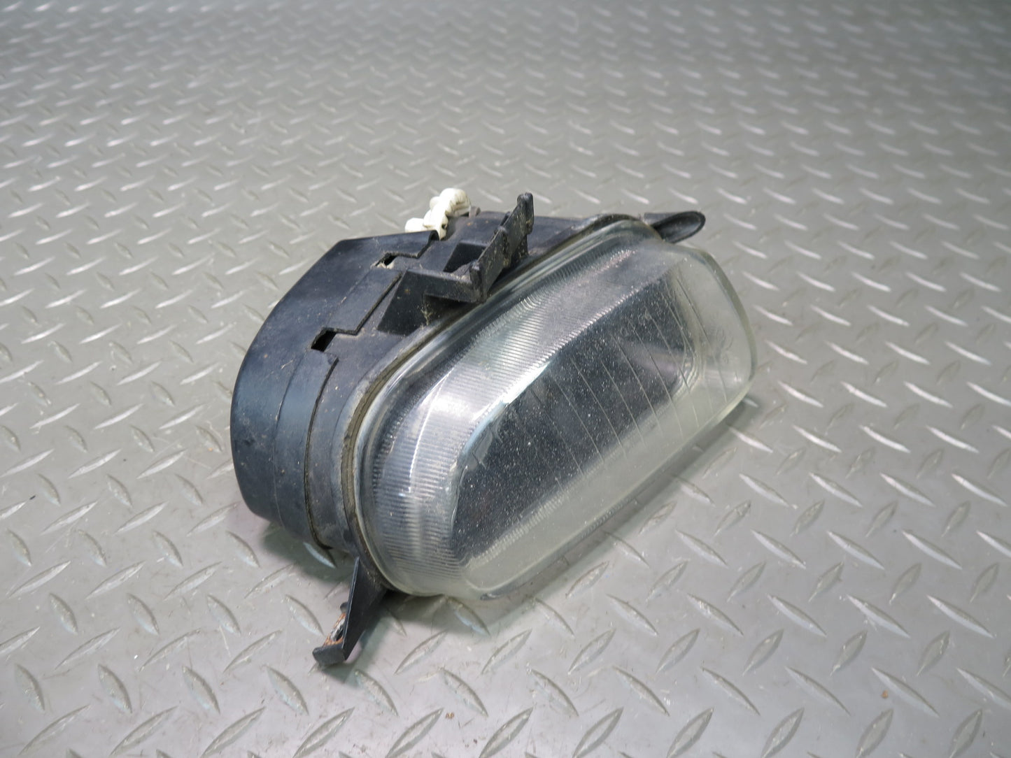 99-03 VW Eurovan T4 Set of 2 Front Left & Right Fog Light Lamp OEM