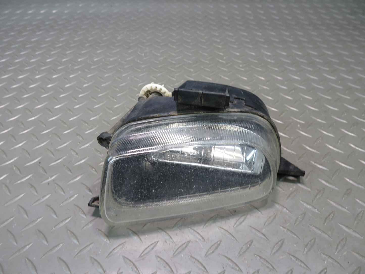 99-03 VW Eurovan T4 Set of 2 Front Left & Right Fog Light Lamp OEM