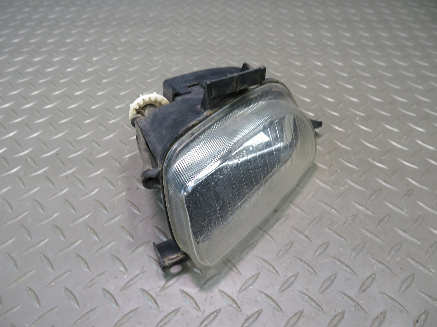 99-03 VW Eurovan T4 Set of 2 Front Left & Right Fog Light Lamp OEM