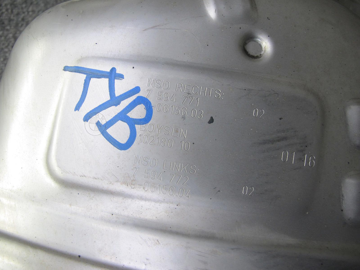 11-13 BMW E92 E93 335i N55 Set of 2 Rear Left & Right Exhaust Muffler w Tips OEM