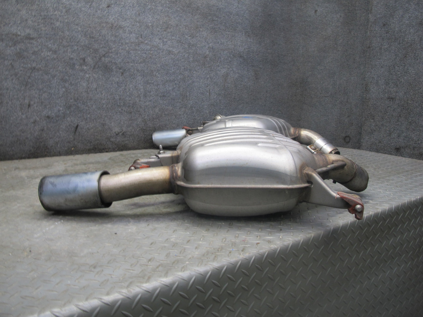 11-13 BMW E92 E93 335i N55 Set of 2 Rear Left & Right Exhaust Muffler w Tips OEM