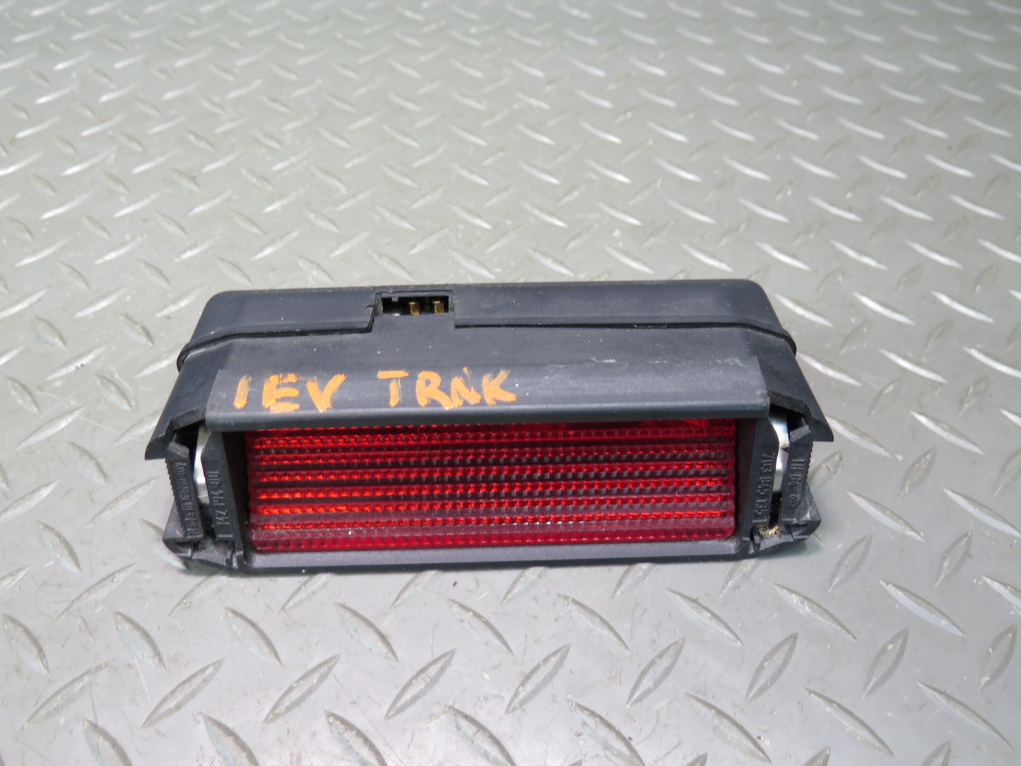 97-03 VW Eurovan T4 Rear Center Third 3RD Brake Stop Light Lamp OEM