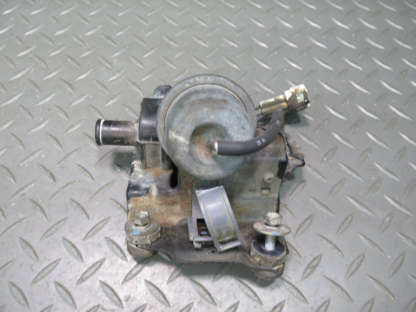 86-92 Toyota Supra MA70L Vacuum Purge Control Valve Switch Solenoid 59K OEM