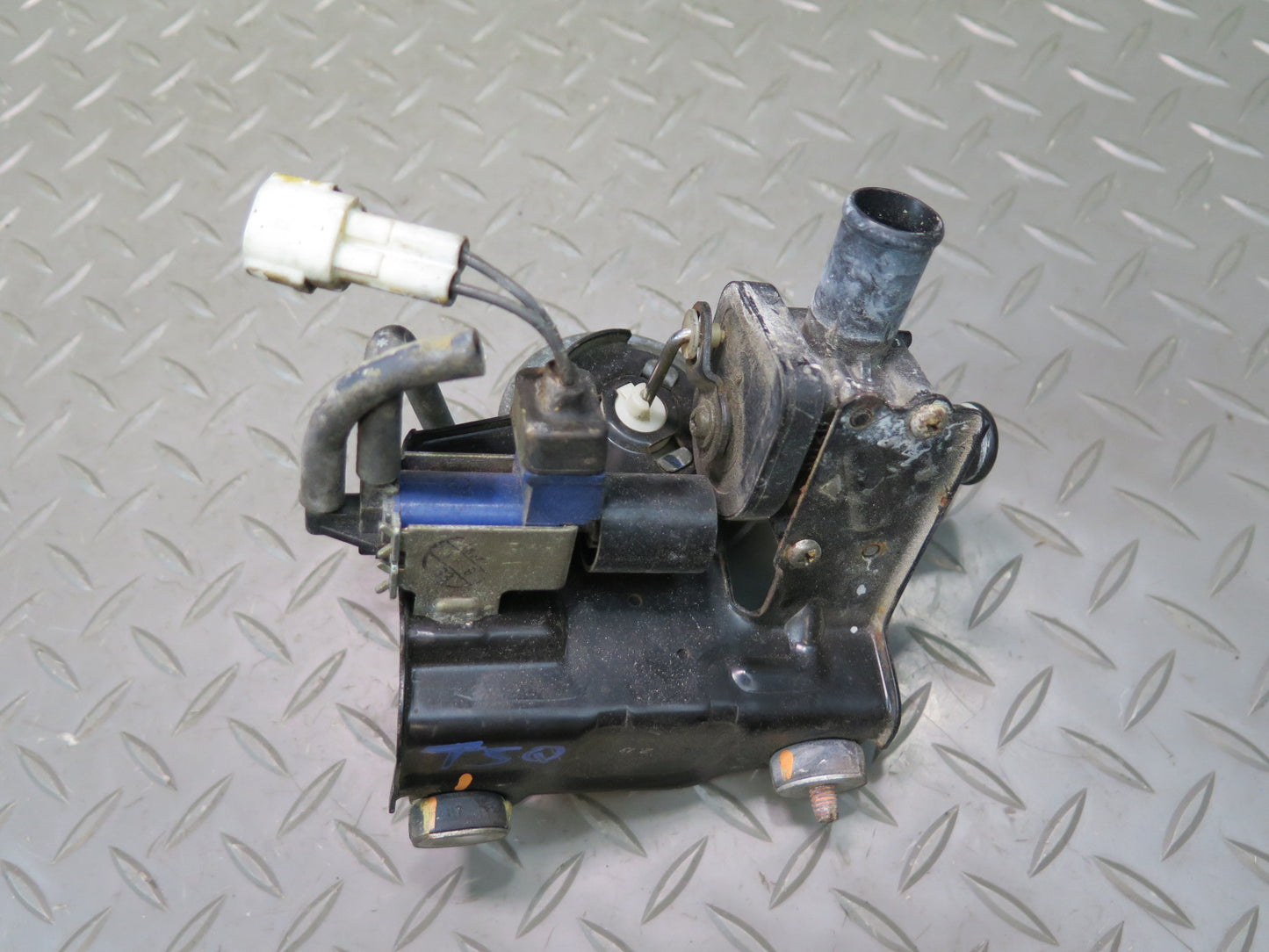 86-92 Toyota Supra MA70L Vacuum Purge Control Valve Switch Solenoid 59K OEM