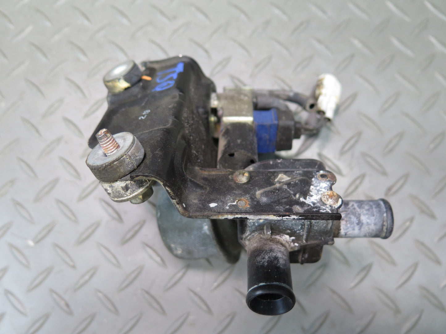 86-92 Toyota Supra MA70L Vacuum Purge Control Valve Switch Solenoid 59K OEM