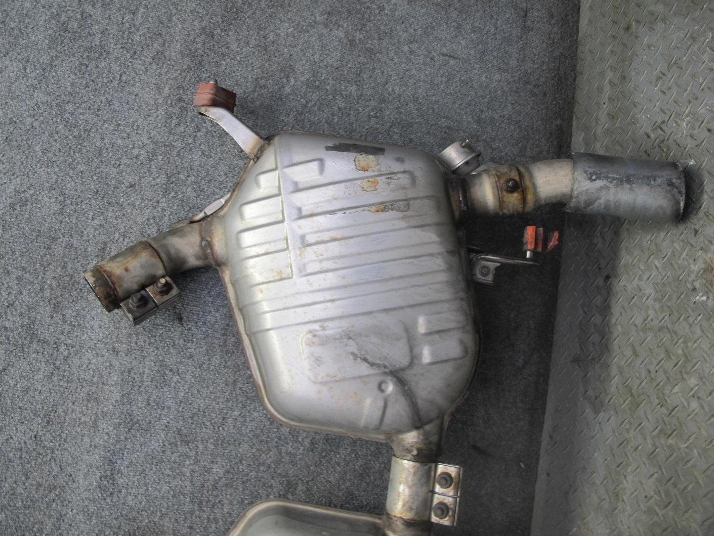 11-13 BMW E92 E93 335i N55 Set of 2 Rear Left & Right Exhaust Muffler w Tips OEM