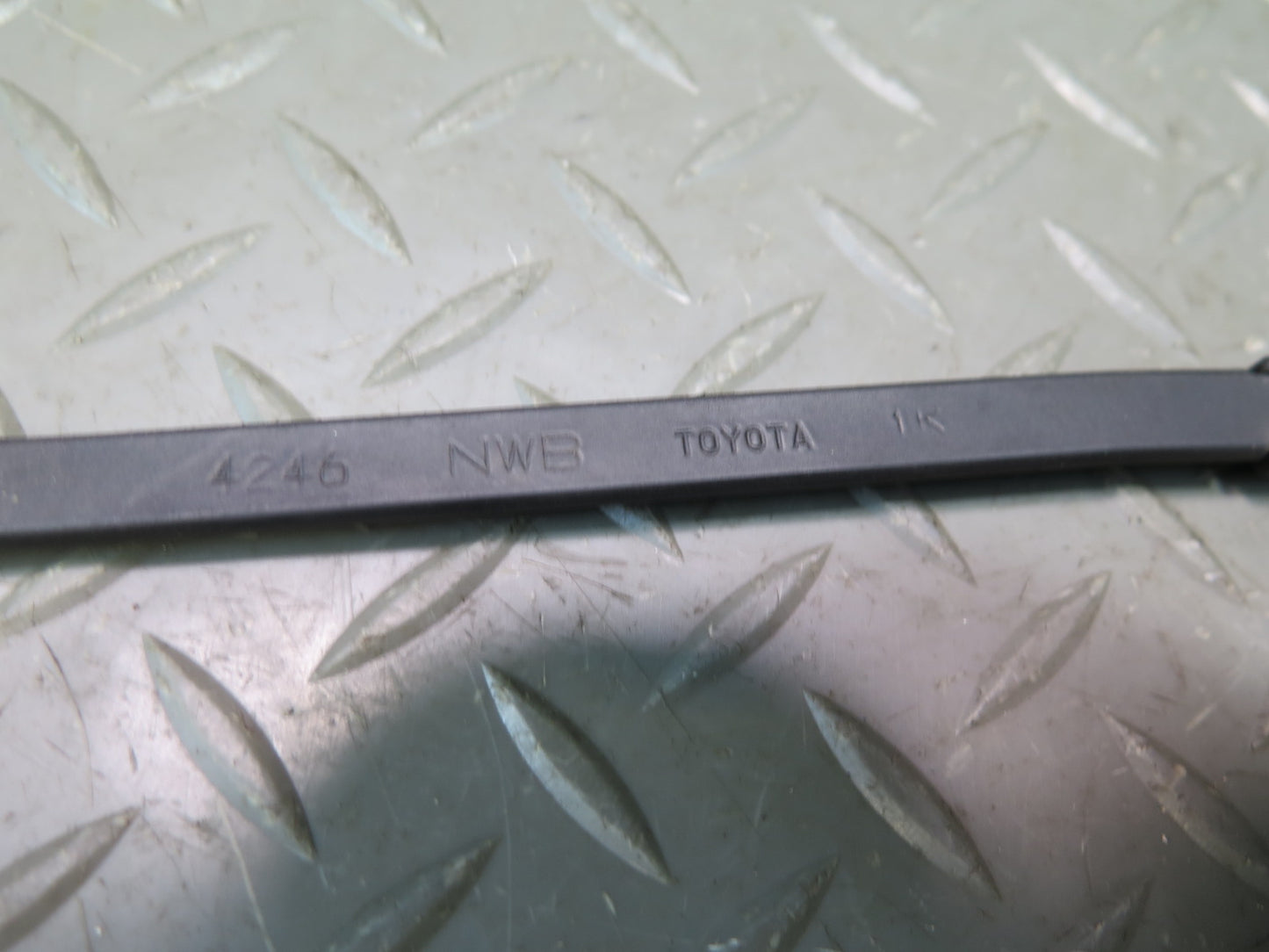 89-92 Toyota Supra MK3 Set of 2 Front Left & Right Windshield Wiper Arm OEM