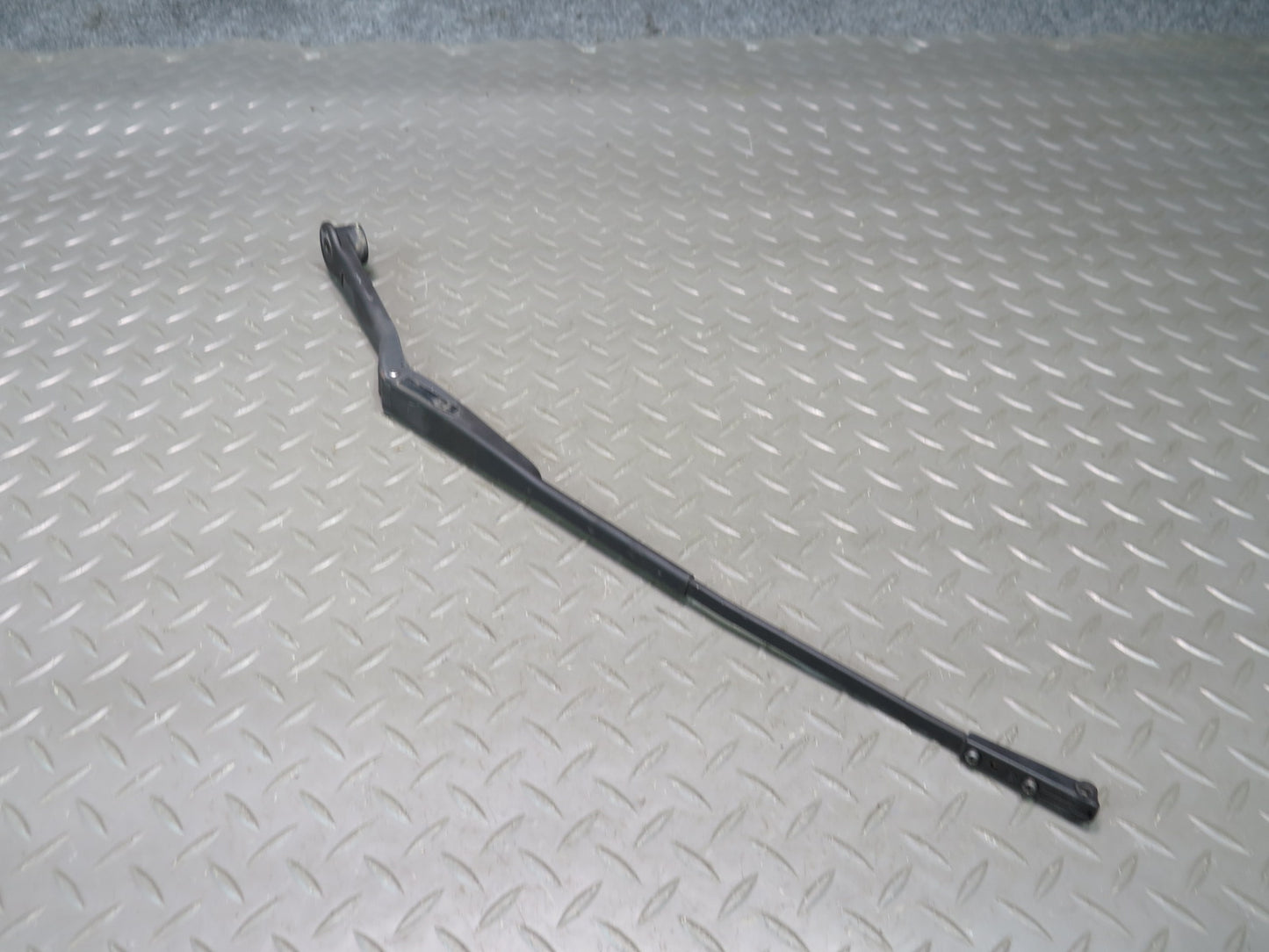 89-92 Toyota Supra MK3 Set of 2 Front Left & Right Windshield Wiper Arm OEM