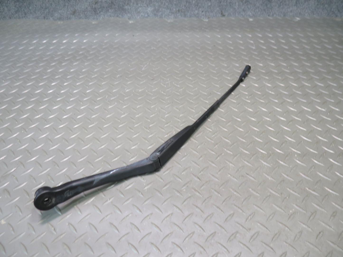 89-92 Toyota Supra MK3 Set of 2 Front Left & Right Windshield Wiper Arm OEM