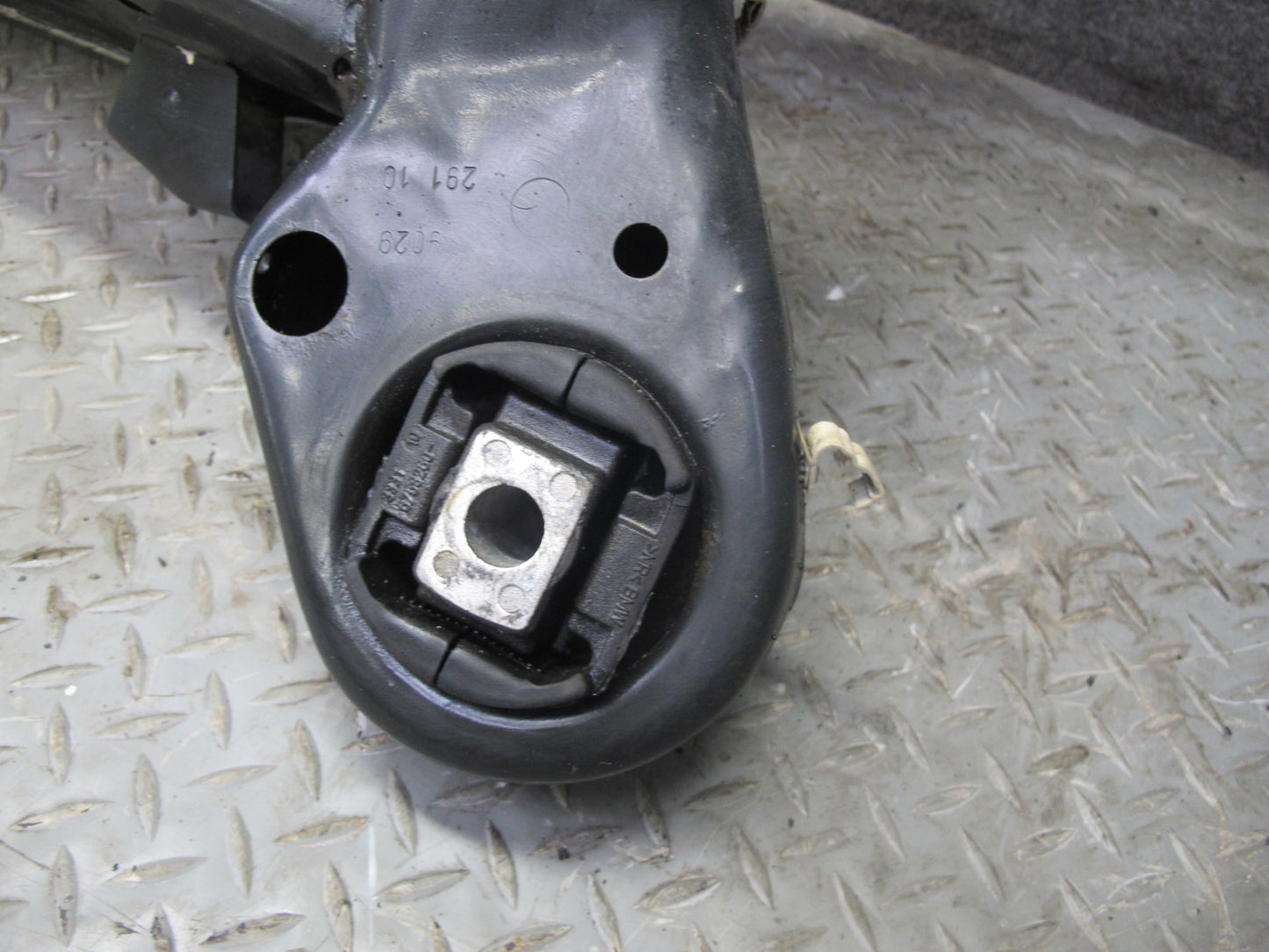 07-13 BMW E90 E92 E93 335i RWD Rear Suspension Crossmember Subframe Carrier OEM