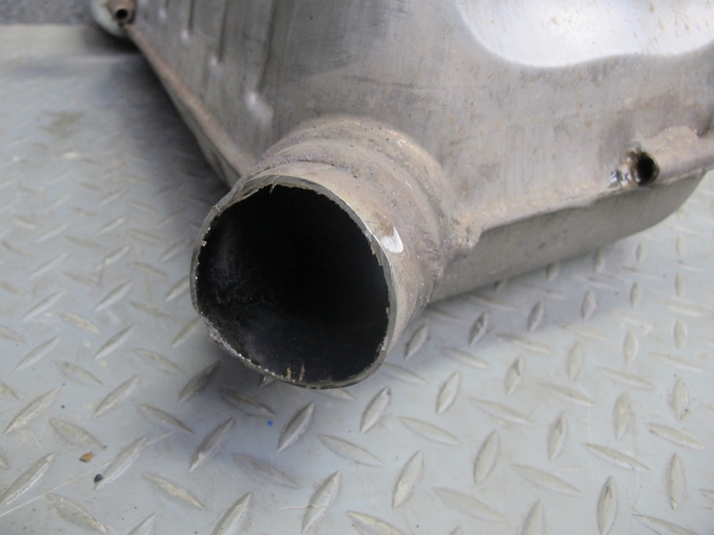 05-11 Mercedes R171 SLK55 AMG Rear Right Exhaust Muffler w Tips 1714910701 OEM