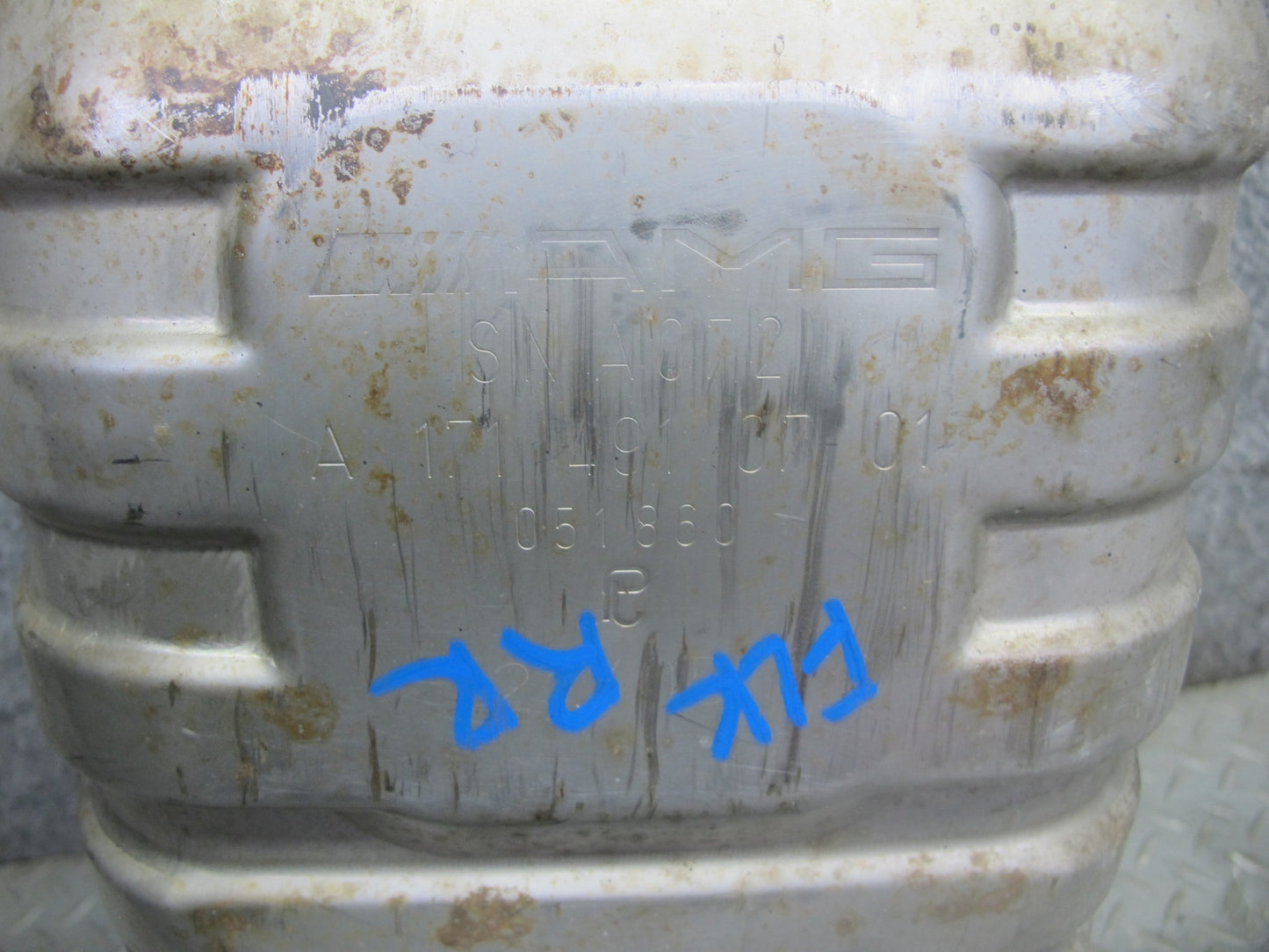 05-11 Mercedes R171 SLK55 AMG Rear Right Exhaust Muffler w Tips 1714910701 OEM