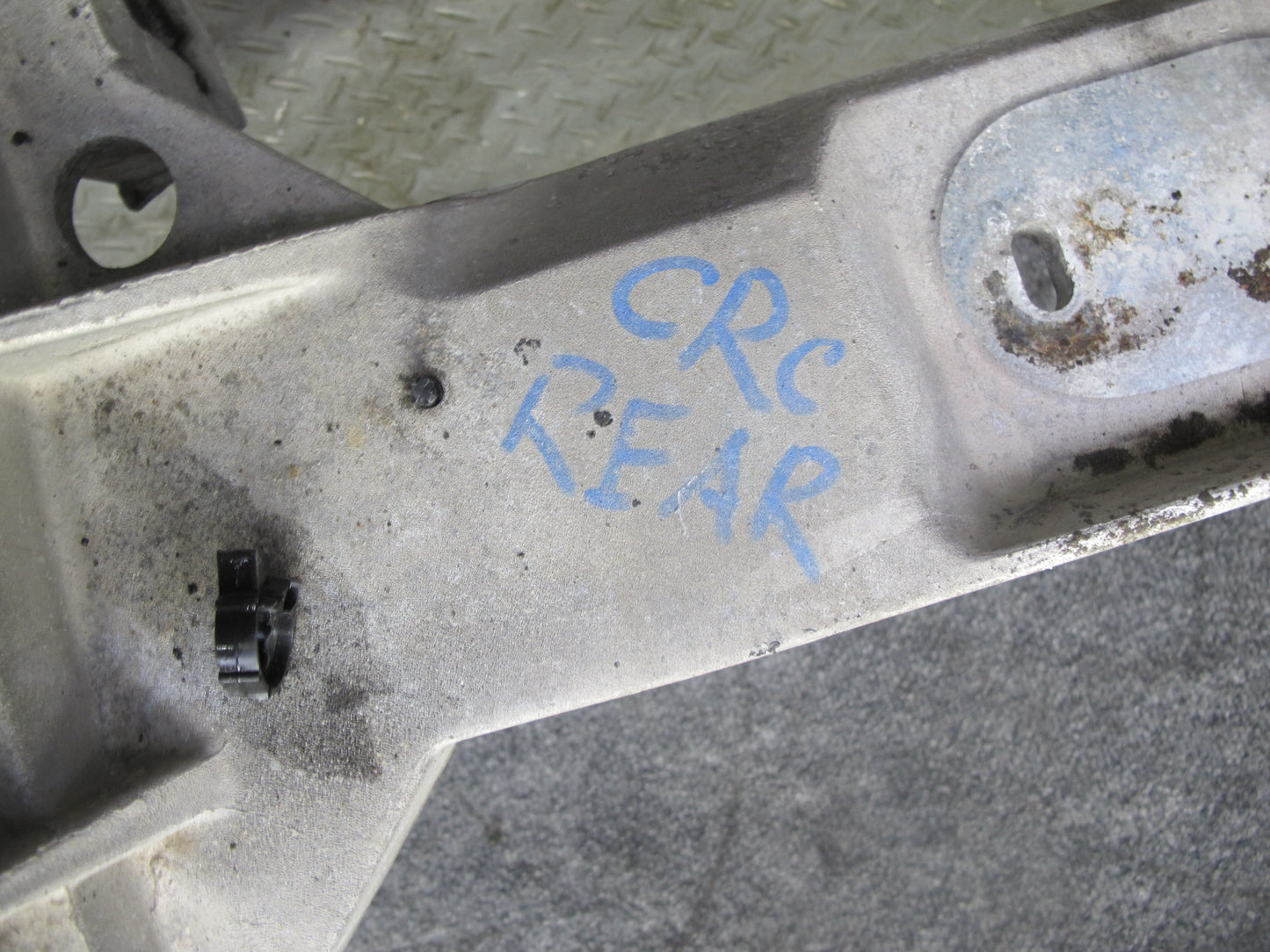 99-04 Chevrolet Corvette C5 Rear Suspension Subframe Crossmember Carrier 88K OEM