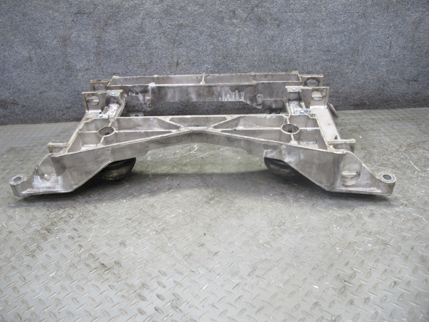 97-04 Chevrolet Corvette C5 Front Engine Subframe Crossmember Carrier 88K OEM