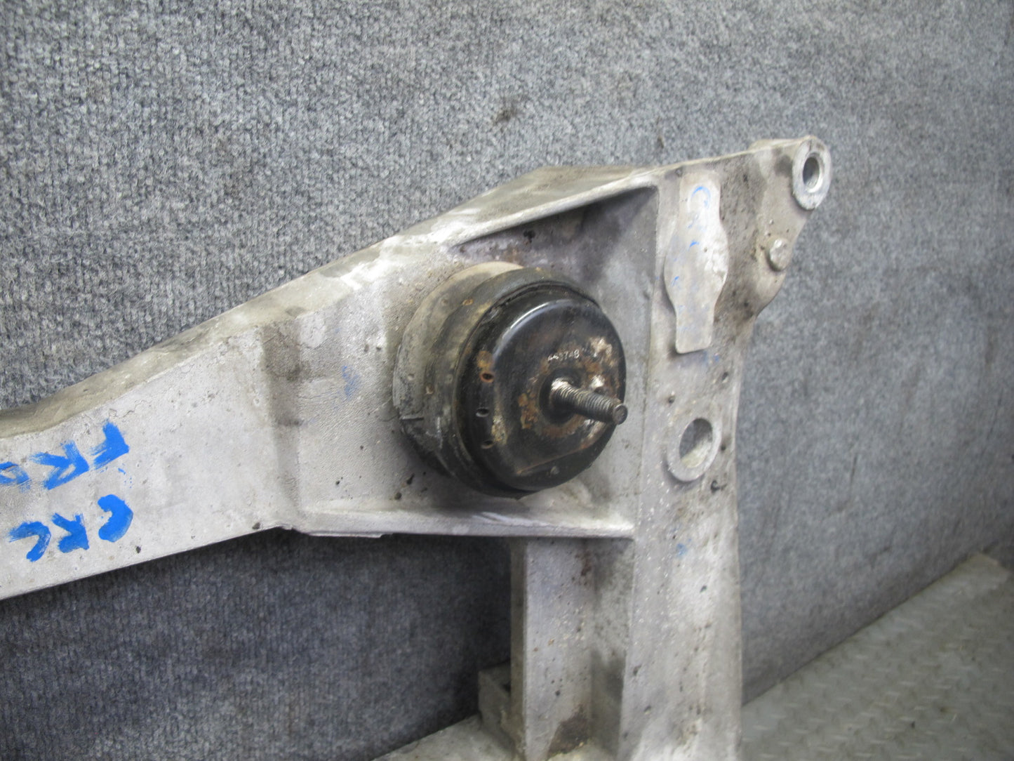 97-04 Chevrolet Corvette C5 Front Engine Subframe Crossmember Carrier 88K OEM