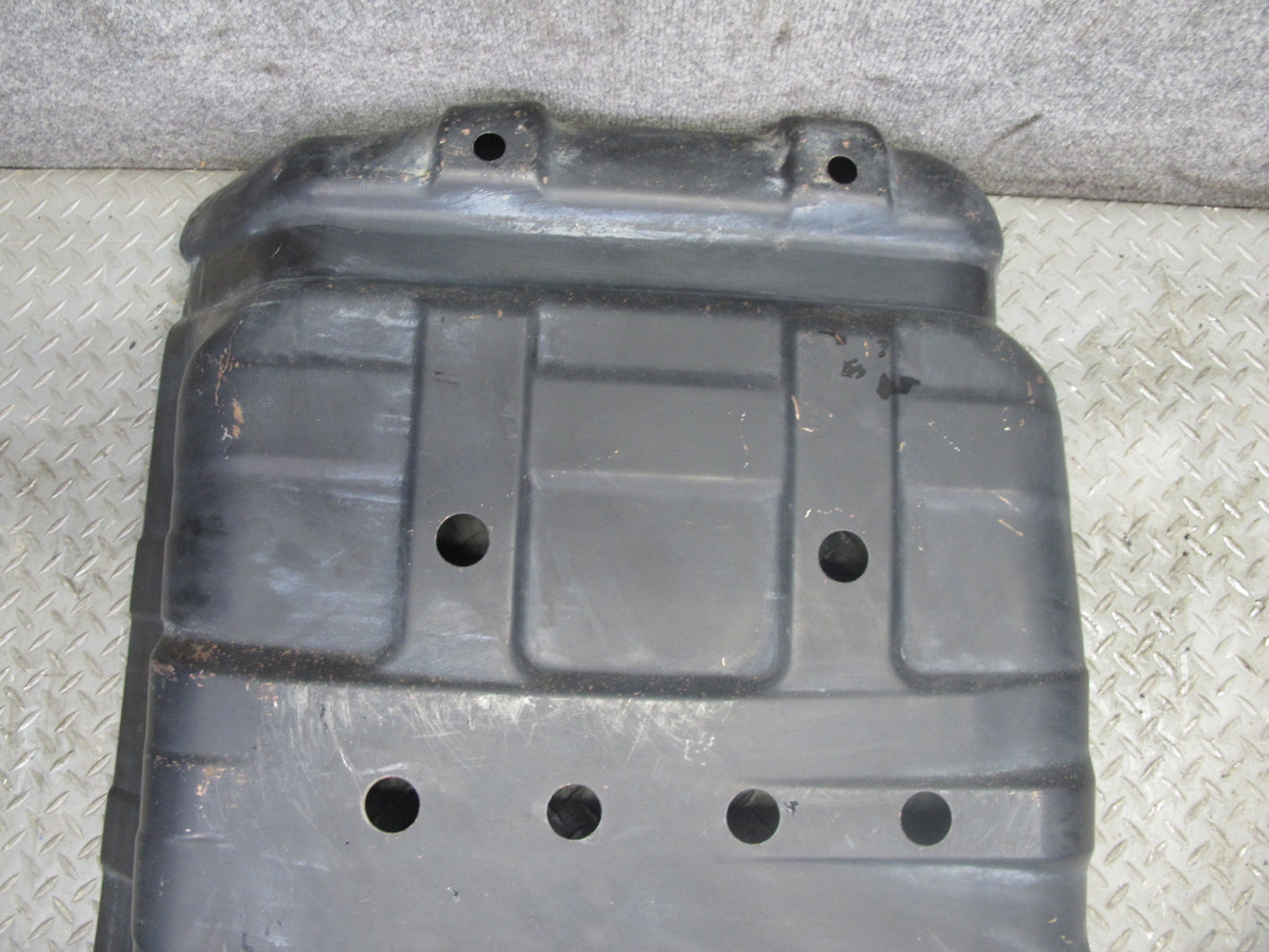 1998-2007 Lexus J100 LX470 Fuel Tank Shield Cover Assembly