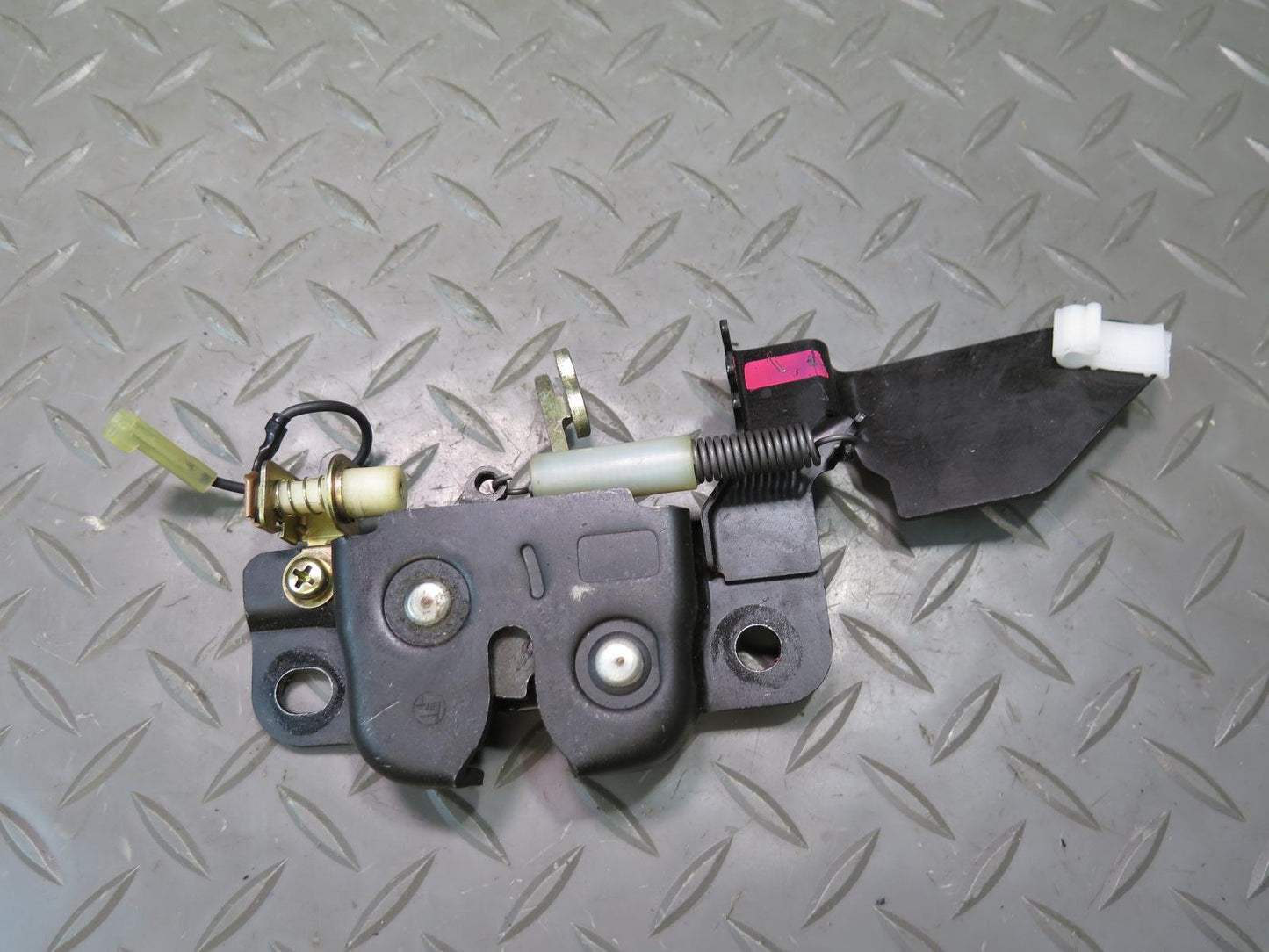 86-92 Toyota Supra MA70L Rear Hatch Trunk Lid Release Lock Latch OEM