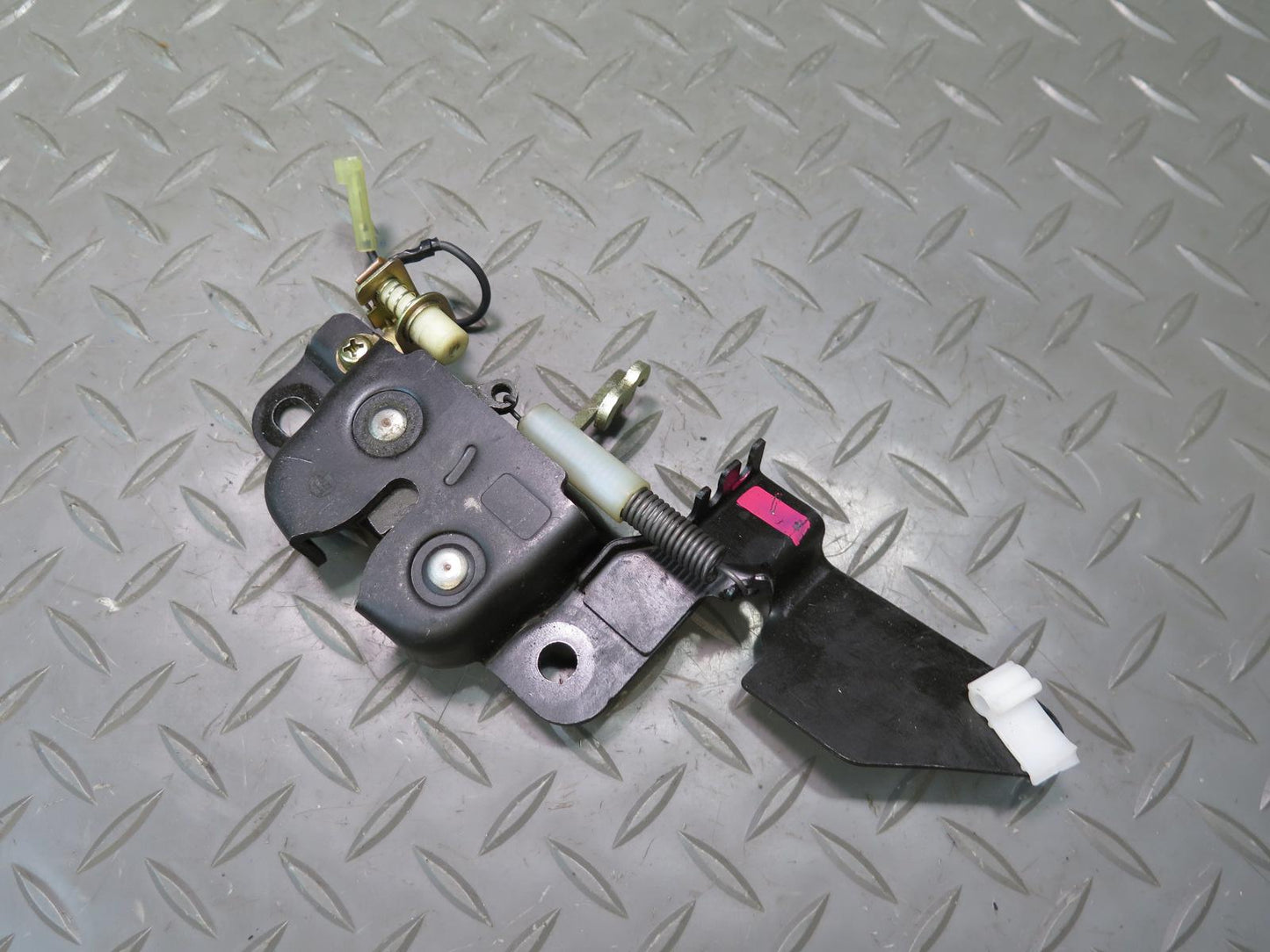 86-92 Toyota Supra MA70L Rear Hatch Trunk Lid Release Lock Latch OEM