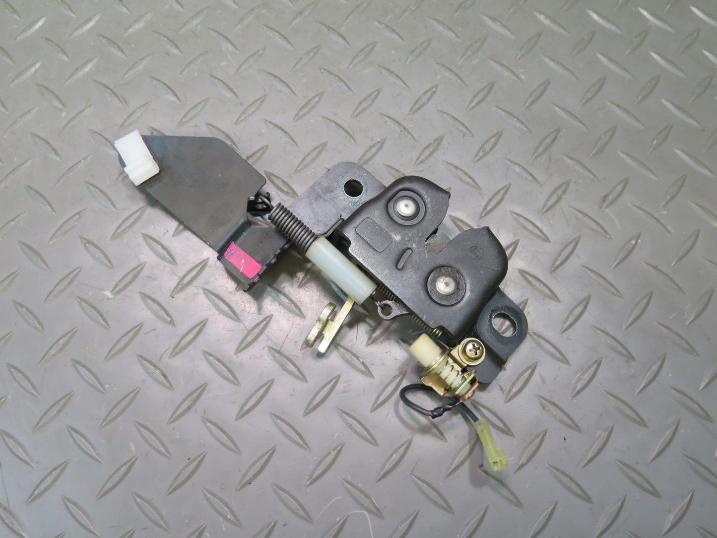 86-92 Toyota Supra MA70L Rear Hatch Trunk Lid Release Lock Latch OEM