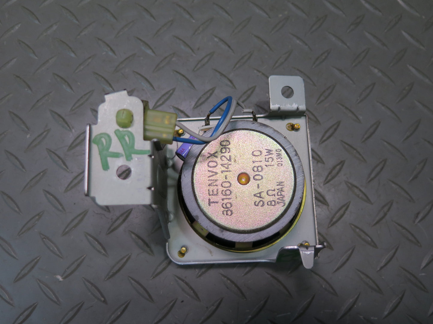 89-92 Toyota Supra MK3 Set of 2 Rear Left & Right Quarter Speaker OEM